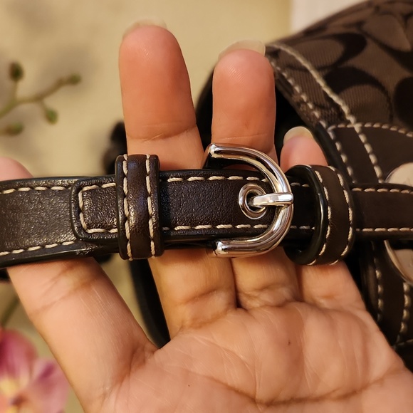 ♡ Coach ♡ Brown - Picture 7 of 13